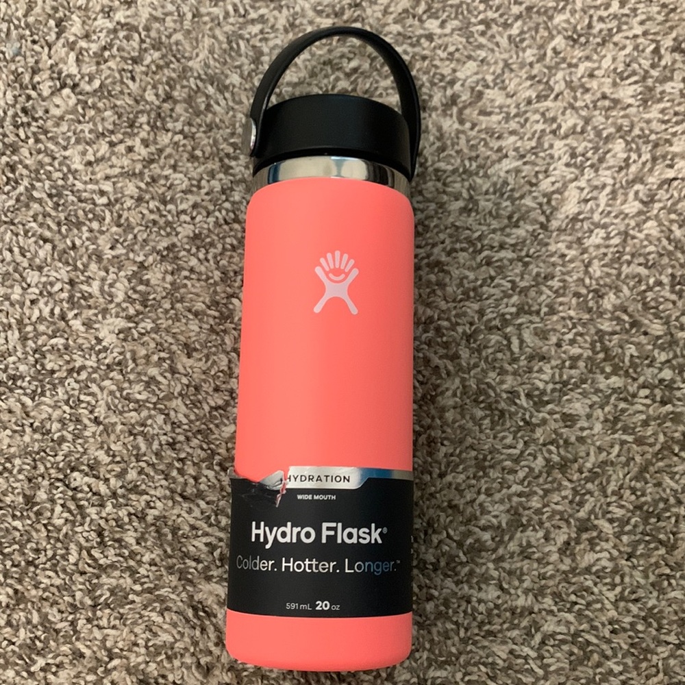 20 oz Hibiscus HydroFlask NWT
